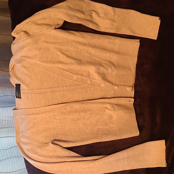 American Eagle outfitters bottom down sweater - Picture 3 of 4